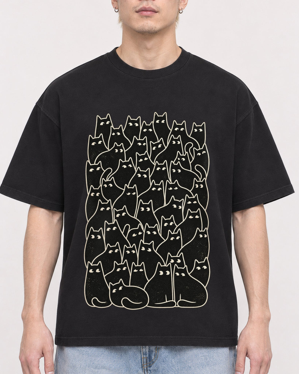 Mockup Boxy Heavyweight Tee Black male close-up 33