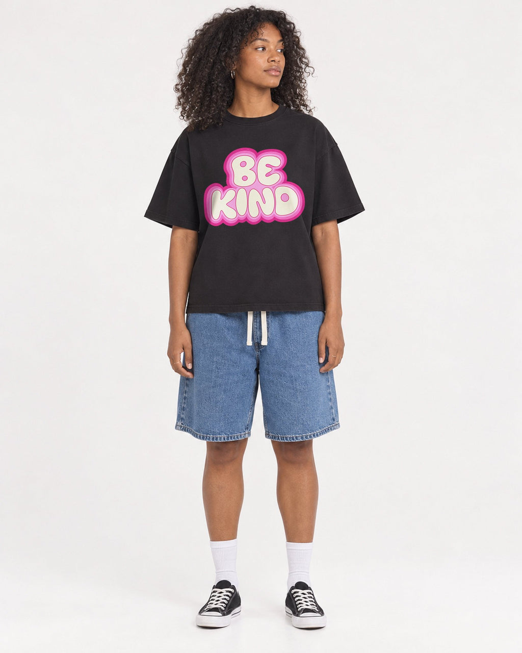 Mockup Boxy Heavyweight Tee Black female full-body 05