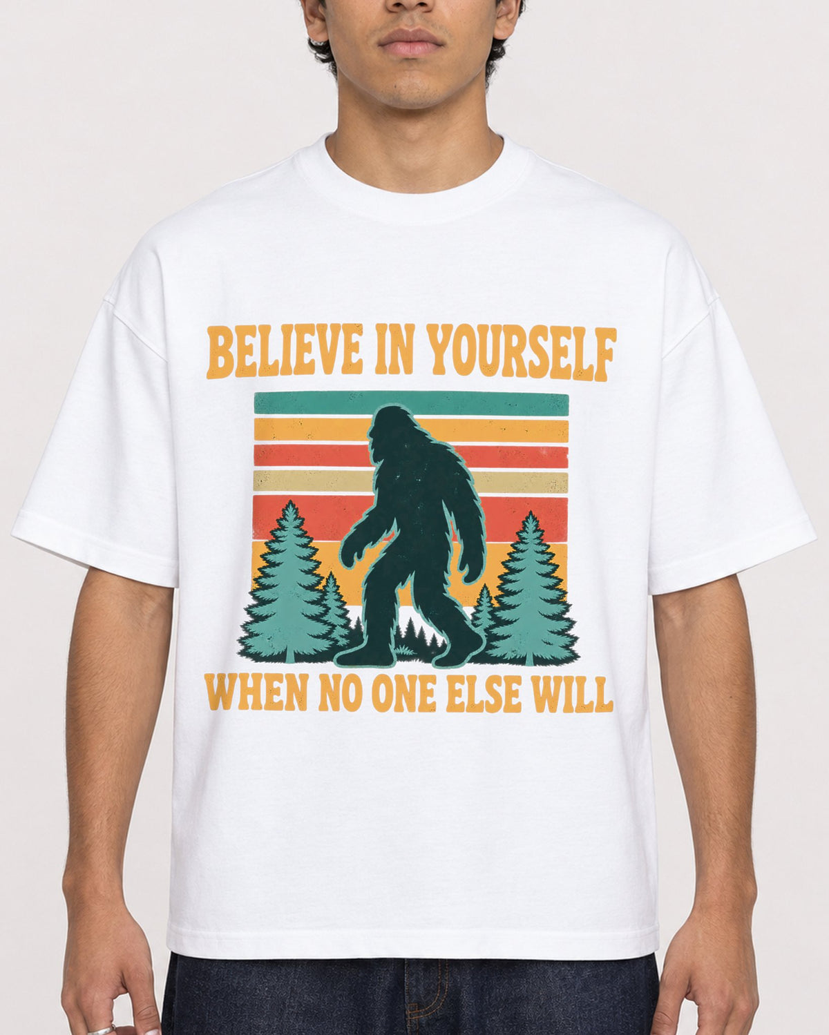 Mockup Boxy Heavyweight Tee White male close-up 46