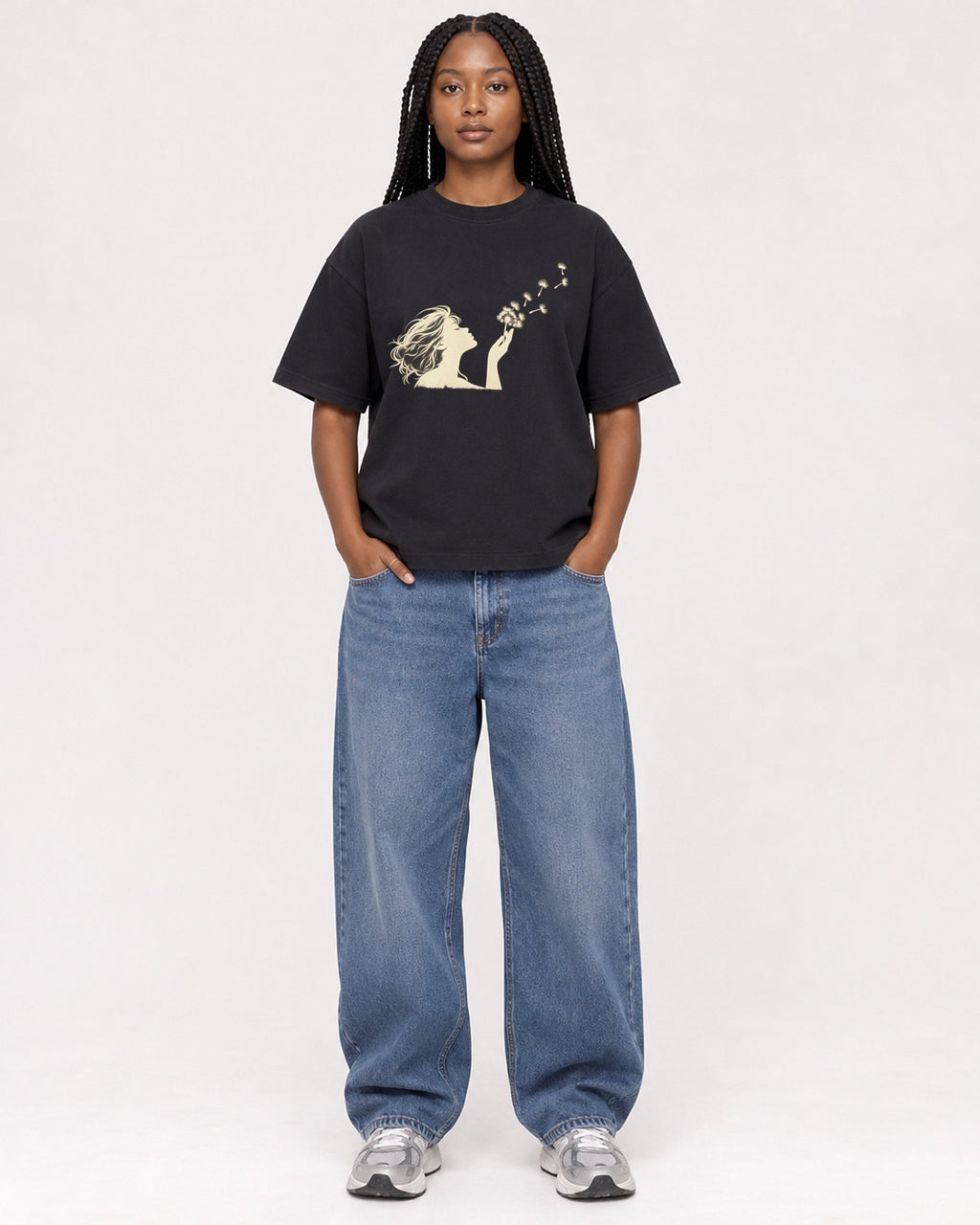 Mockup Boxy Heavyweight Tee Black female full-body 04
