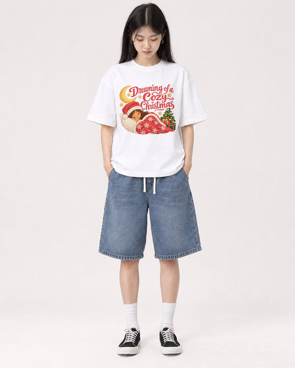 Mockup Boxy Heavyweight Tee White female full-body 01