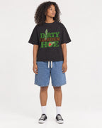 Mockup Boxy Heavyweight Tee Black female full-body 05