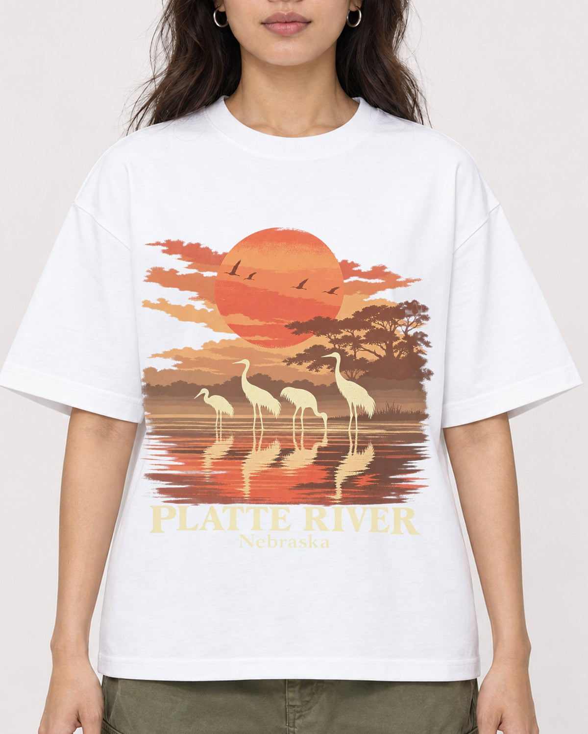 Mockup Boxy Heavyweight Tee White female close-up 02