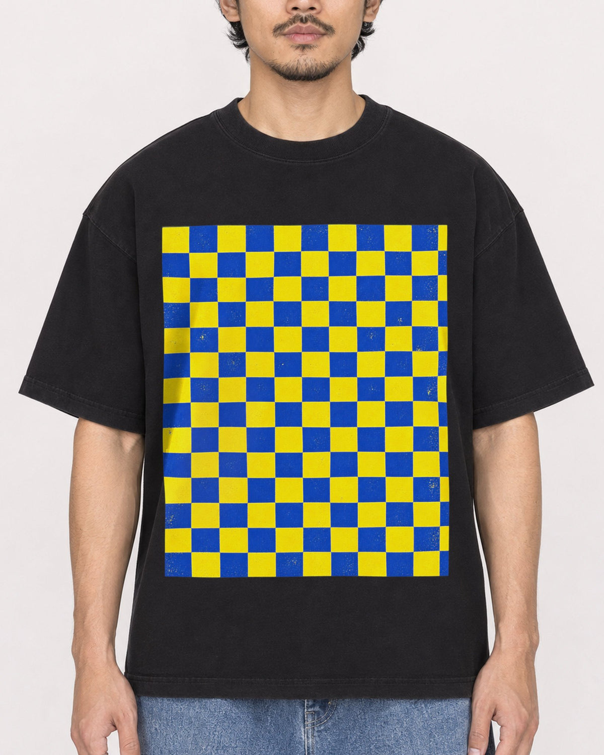 Mockup Boxy Heavyweight Tee Black male close-up 02