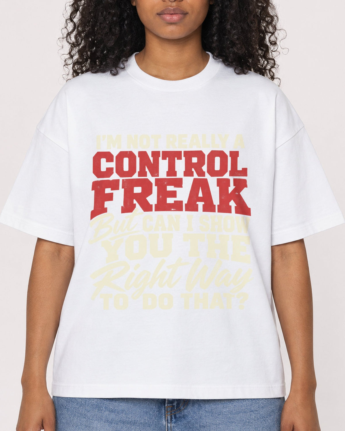 Mockup Boxy Heavyweight Tee White female close-up 05