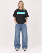 Mockup Boxy Heavyweight Tee Black female full-body 08