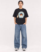 Mockup Boxy Heavyweight Tee Black female full-body 12