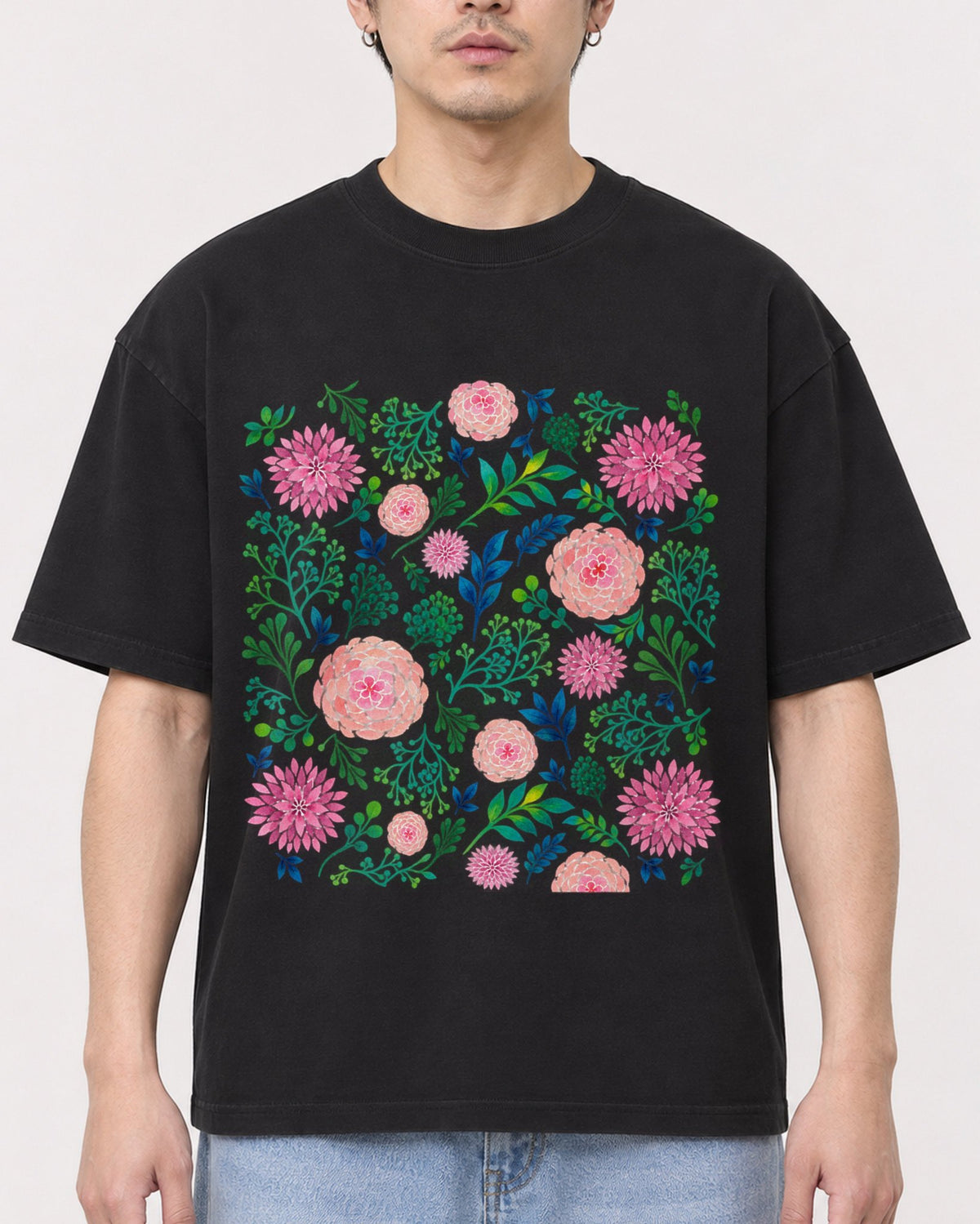 Mockup Boxy Heavyweight Tee Black male close-up 13