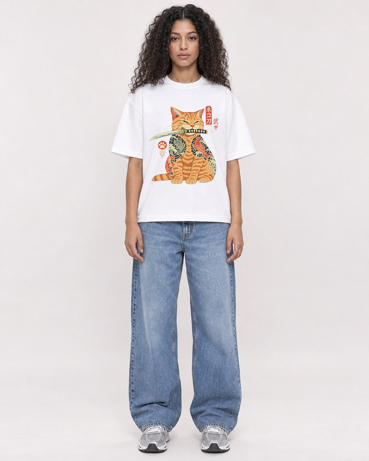 Mockup Boxy Heavyweight Tee White female full-body 10