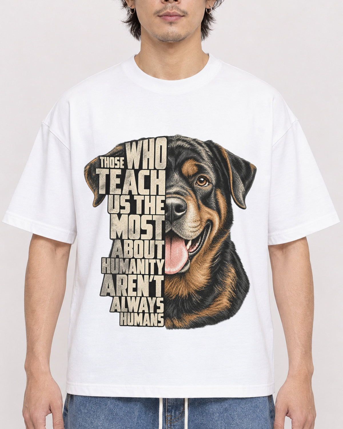 Mockup Boxy Heavyweight Tee White male close-up 03