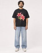 Mockup Boxy Heavyweight Tee Black male full-body 17