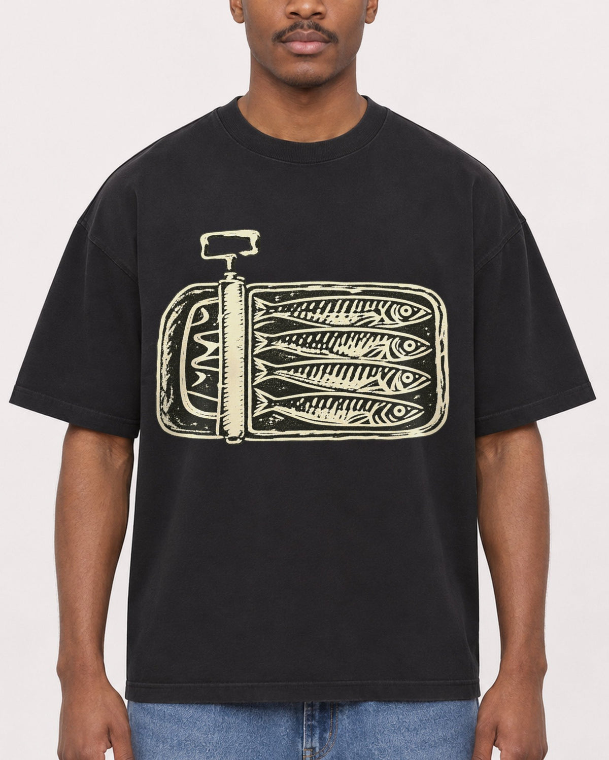 Mockup Boxy Heavyweight Tee Black male close-up 14