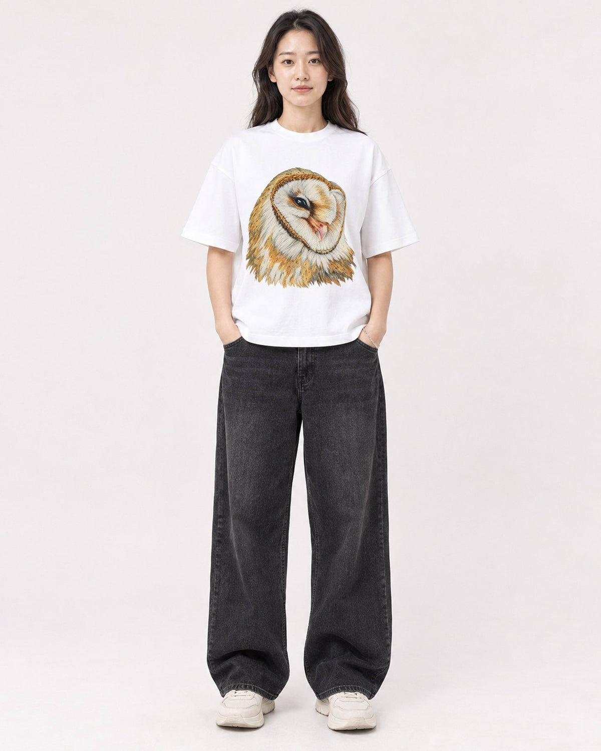 Mockup Boxy Heavyweight Tee White female full-body 03