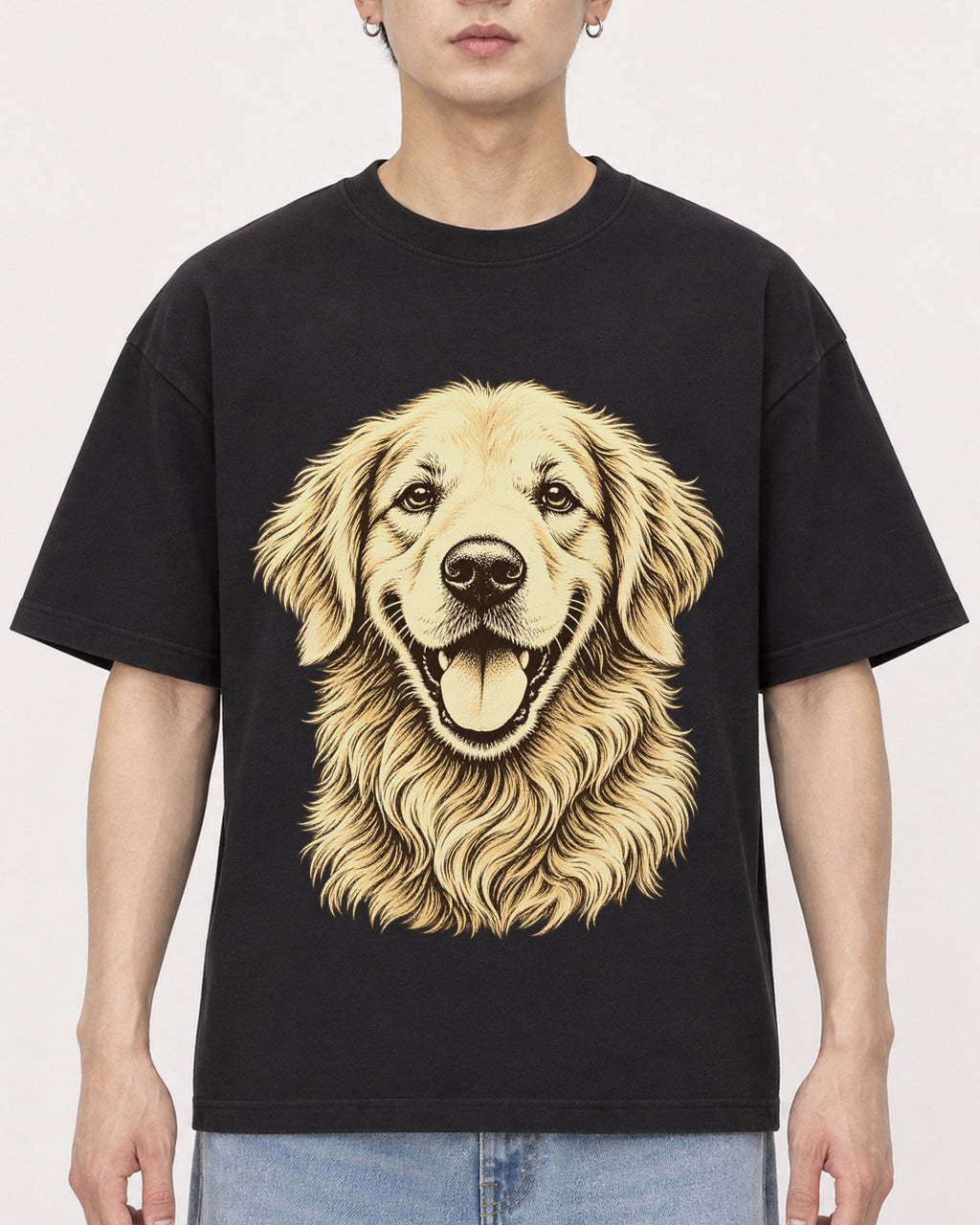 Mockup Boxy Heavyweight Tee Black male close-up 01