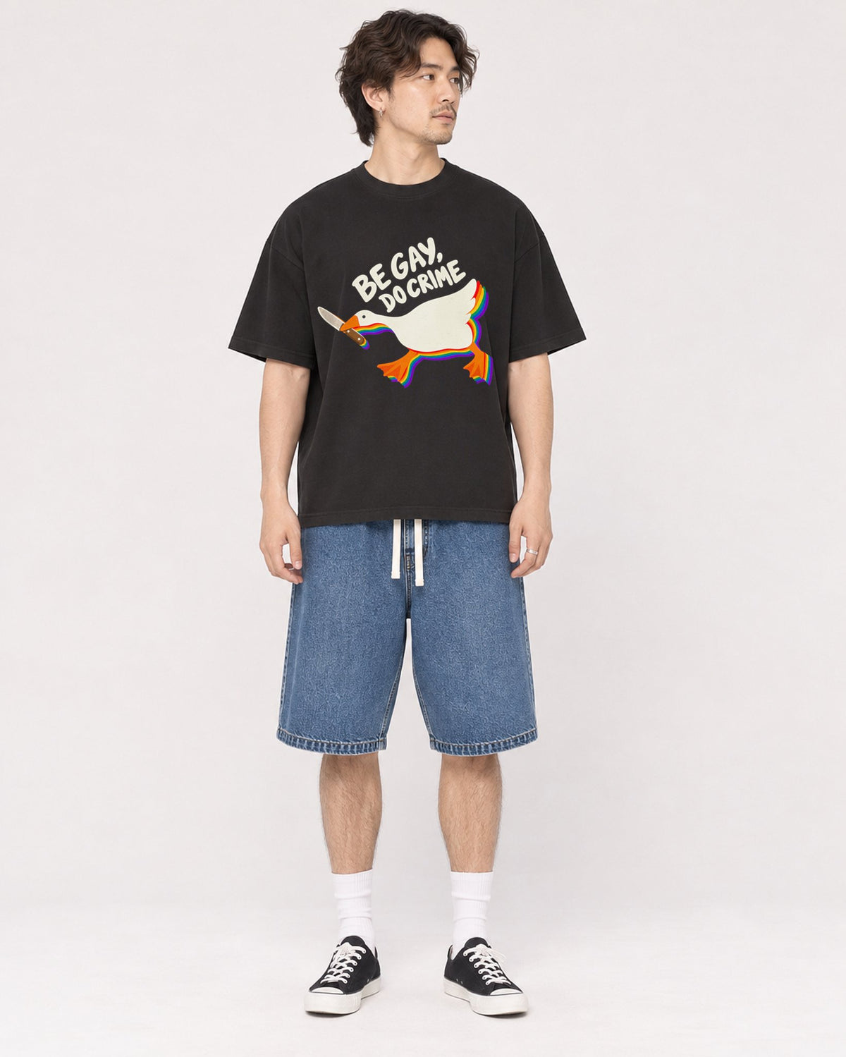 Mockup Boxy Heavyweight Tee Black male full-body 03