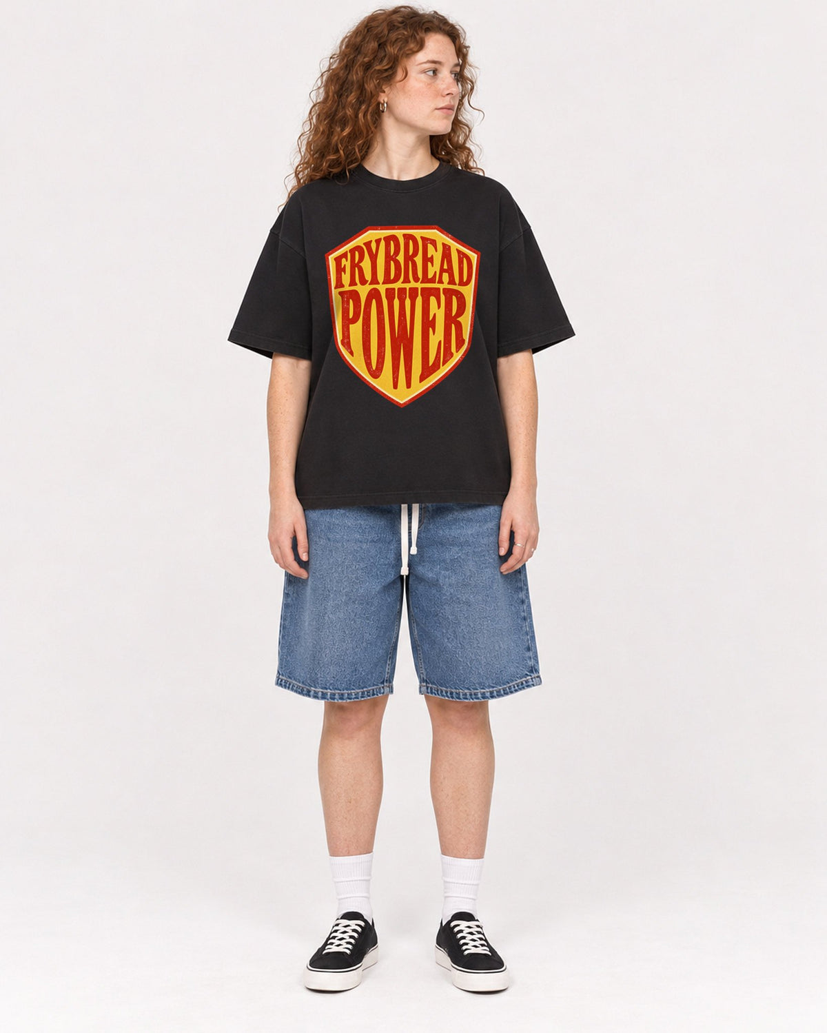 Mockup Boxy Heavyweight Tee Black female full-body 09