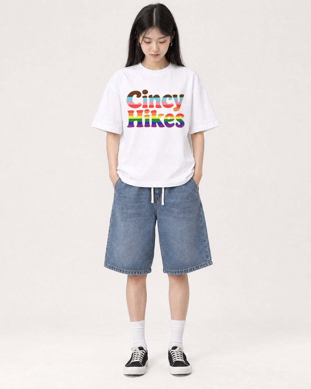 Mockup Boxy Heavyweight Tee White female full-body 01