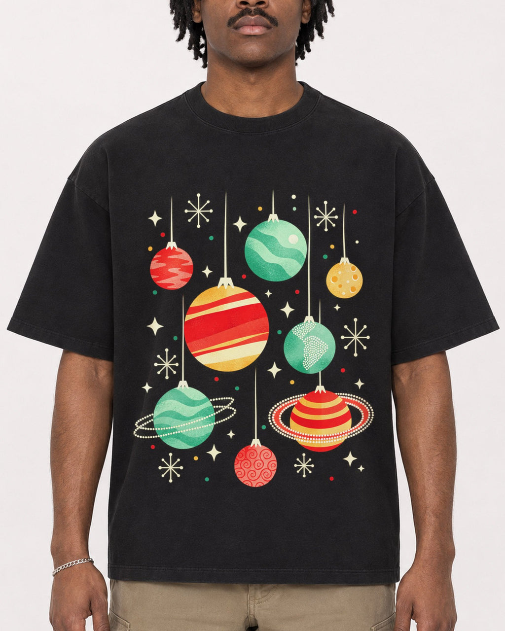Mockup Boxy Heavyweight Tee Black male close-up 04