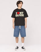 Mockup Boxy Heavyweight Tee Black male full-body 03