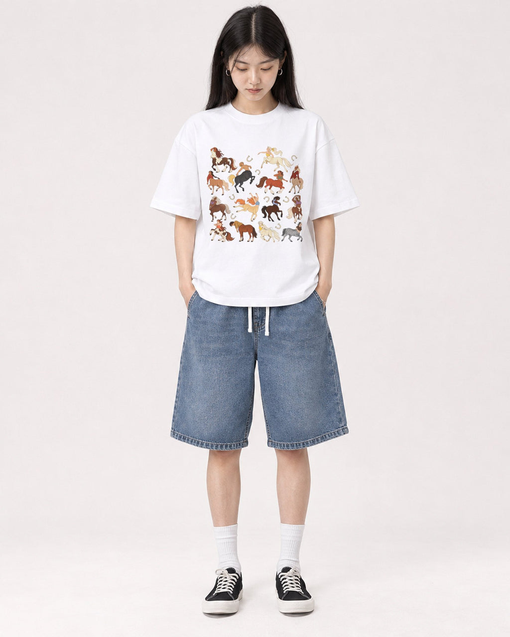 Mockup Boxy Heavyweight Tee White female full-body 01