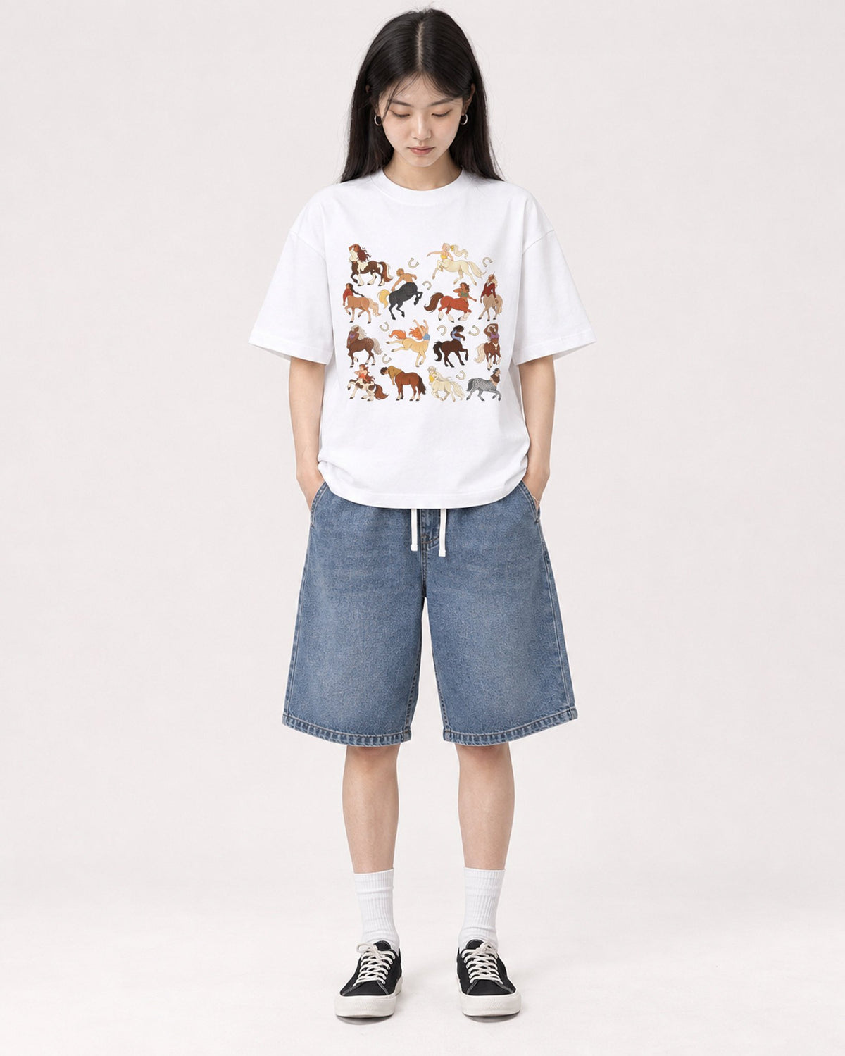 Mockup Boxy Heavyweight Tee White female full-body 01