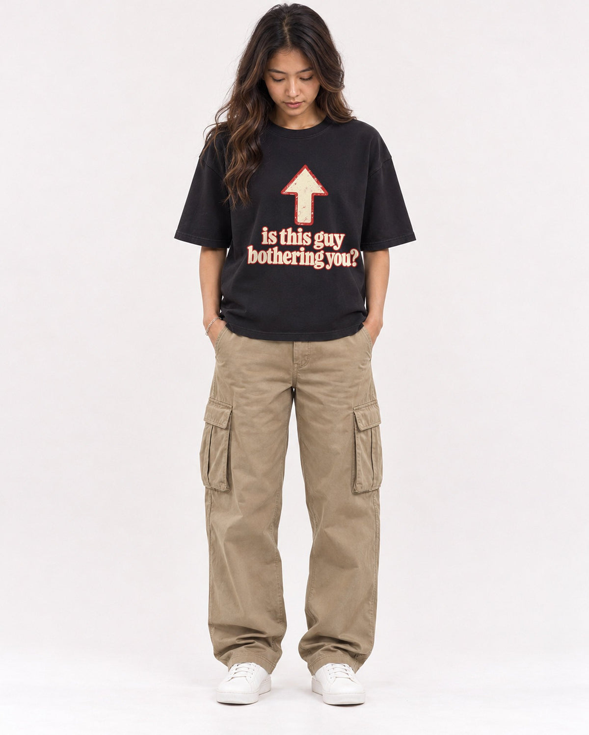 Mockup Boxy Heavyweight Tee Black female full-body 02