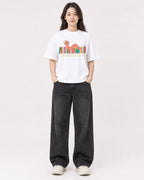 Mockup Boxy Heavyweight Tee White female full-body 03