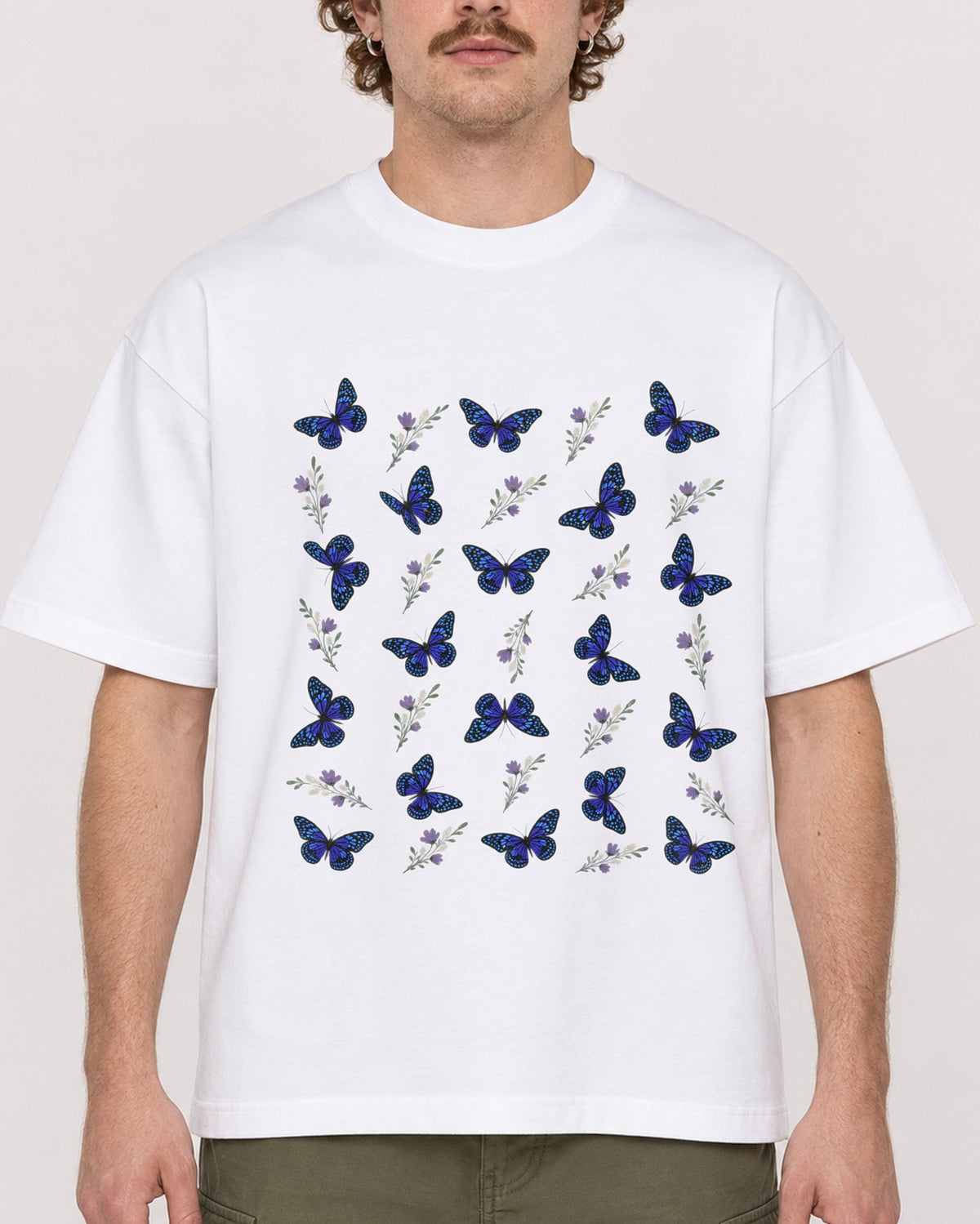 Mockup Boxy Heavyweight Tee White male close-up 09
