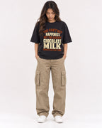 Mockup Boxy Heavyweight Tee Black female full-body 02