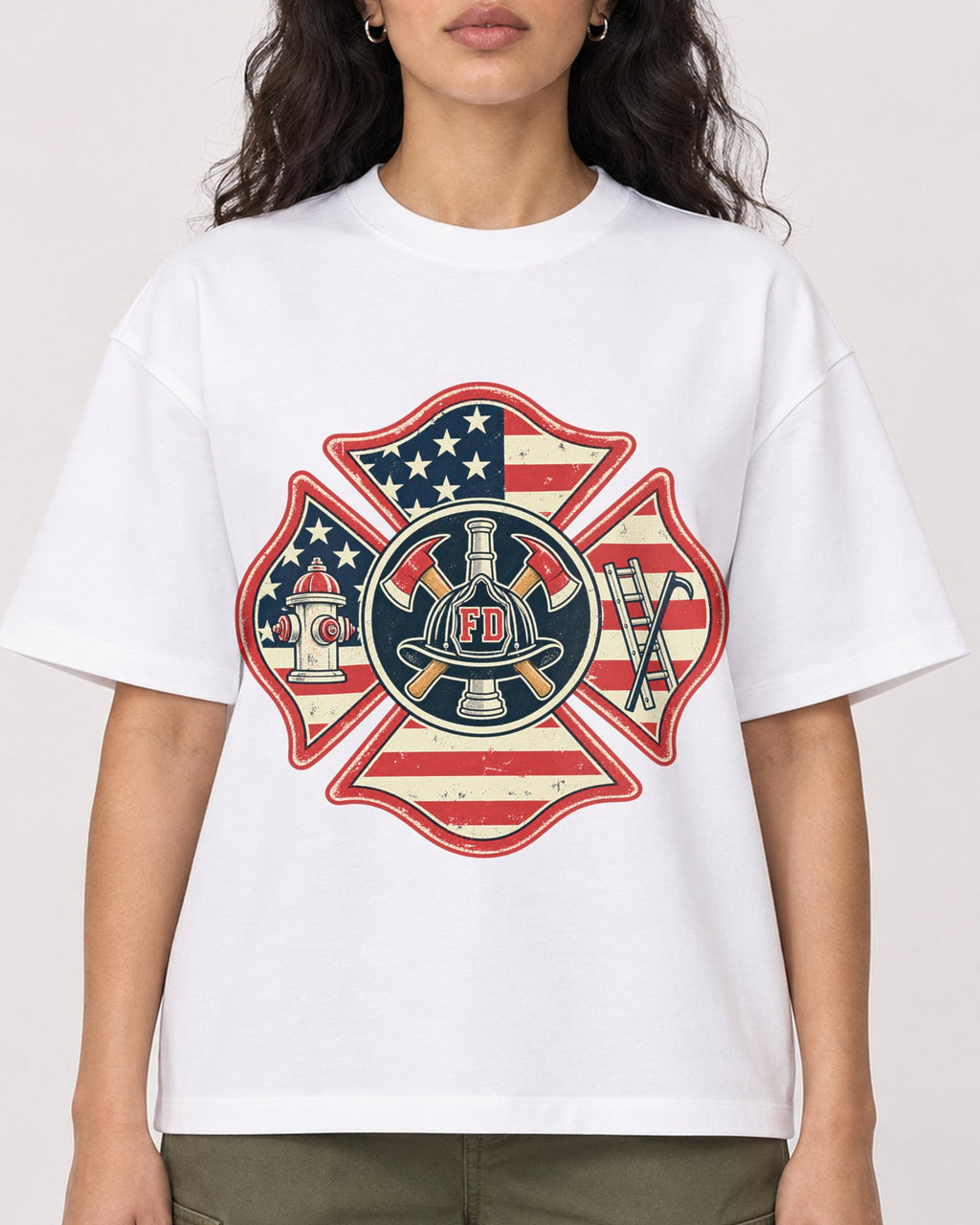 Mockup Boxy Heavyweight Tee White female close-up 07