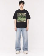 Mockup Boxy Heavyweight Tee Black male full-body 01