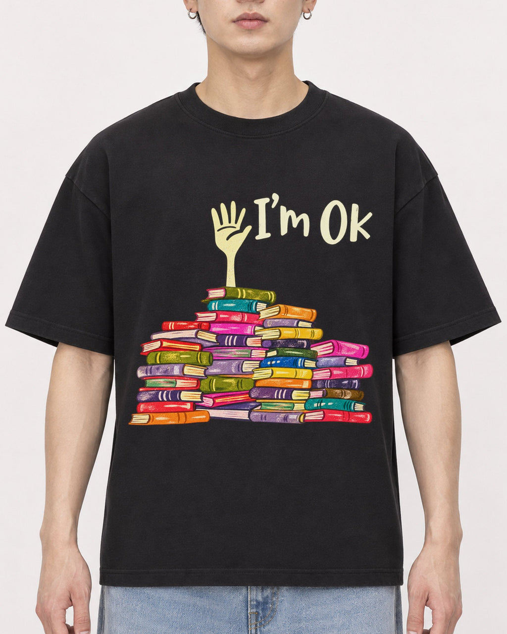 Mockup Boxy Heavyweight Tee Black male close-up 01