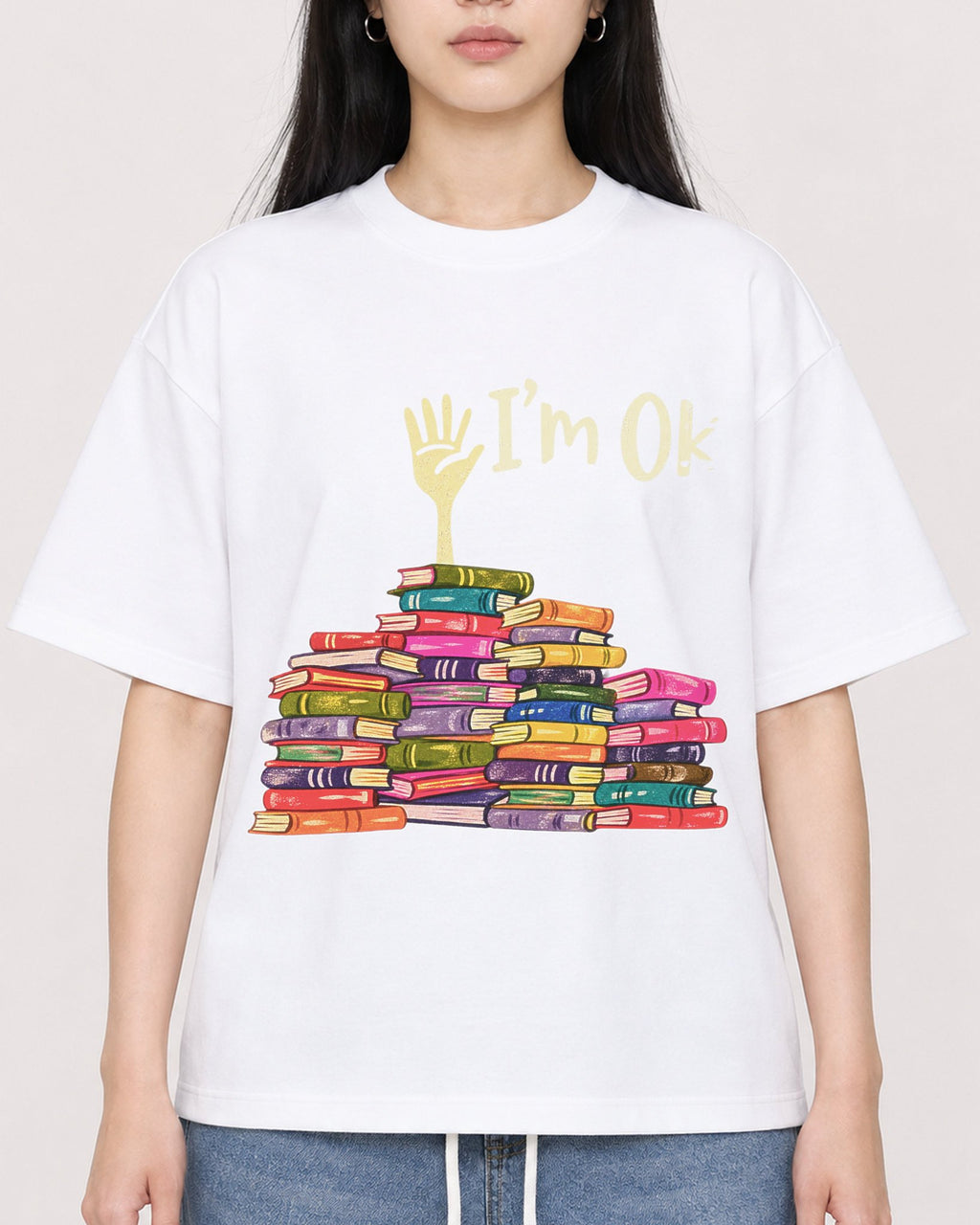Mockup Boxy Heavyweight Tee White female close-up 01