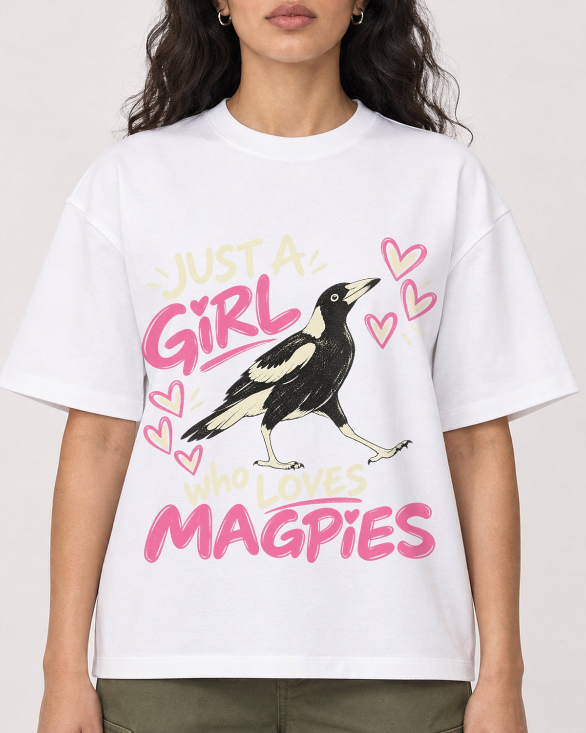 Mockup Boxy Heavyweight Tee White female close-up 07