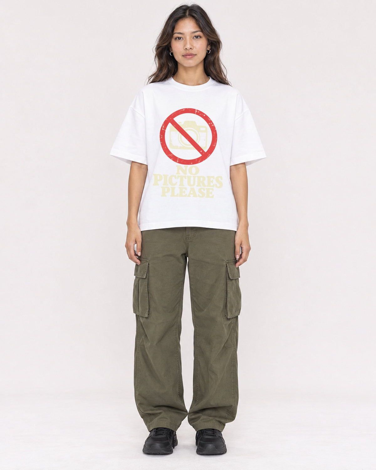 Mockup Boxy Heavyweight Tee White female full-body 02