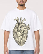 Mockup Boxy Heavyweight Tee White male close-up 32
