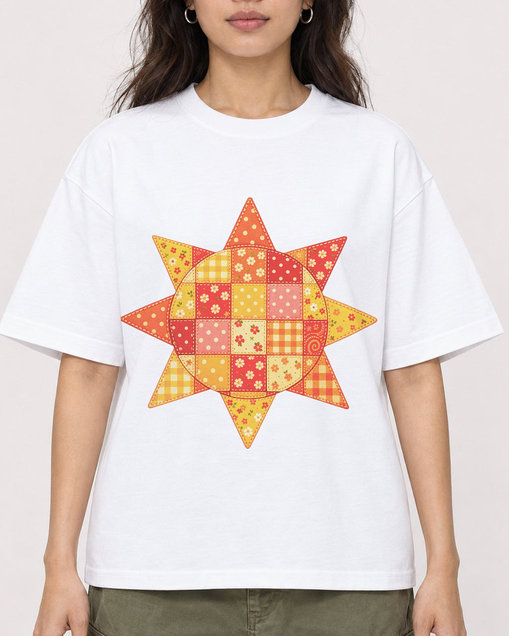 Mockup Boxy Heavyweight Tee White female close-up 02