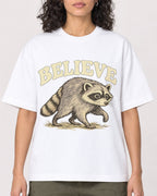 Mockup Boxy Heavyweight Tee White female close-up 27
