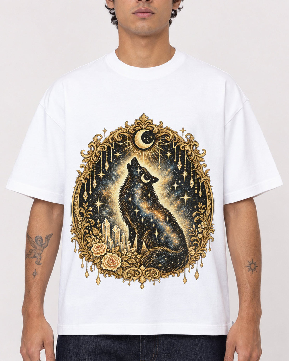 Mockup Boxy Heavyweight Tee White male close-up 06