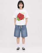 Mockup Boxy Heavyweight Tee White female full-body 11
