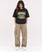 Mockup Boxy Heavyweight Tee Black female full-body 02