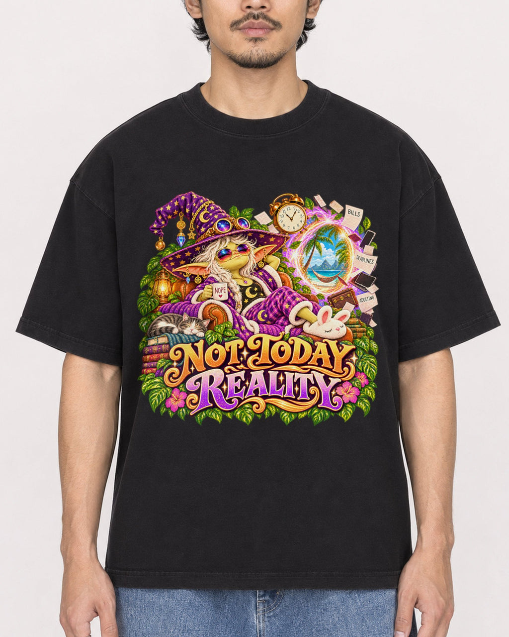 Mockup Boxy Heavyweight Tee Black male close-up 02