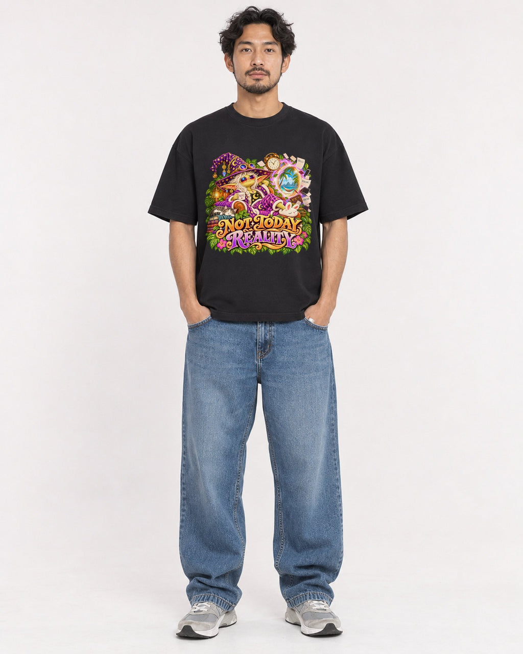 Mockup Boxy Heavyweight Tee Black male full-body 02