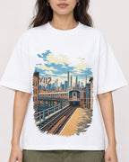 Mockup Boxy Heavyweight Tee White female close-up 02