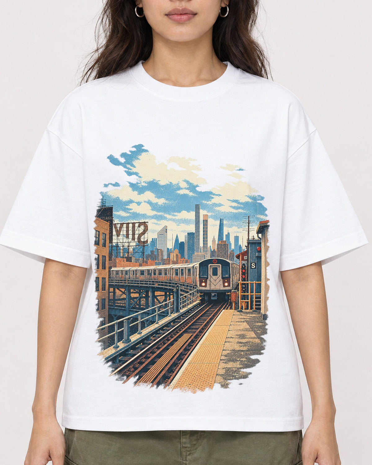 Mockup Boxy Heavyweight Tee White female close-up 02