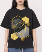 Mockup Boxy Heavyweight Tee Black female close-up 01