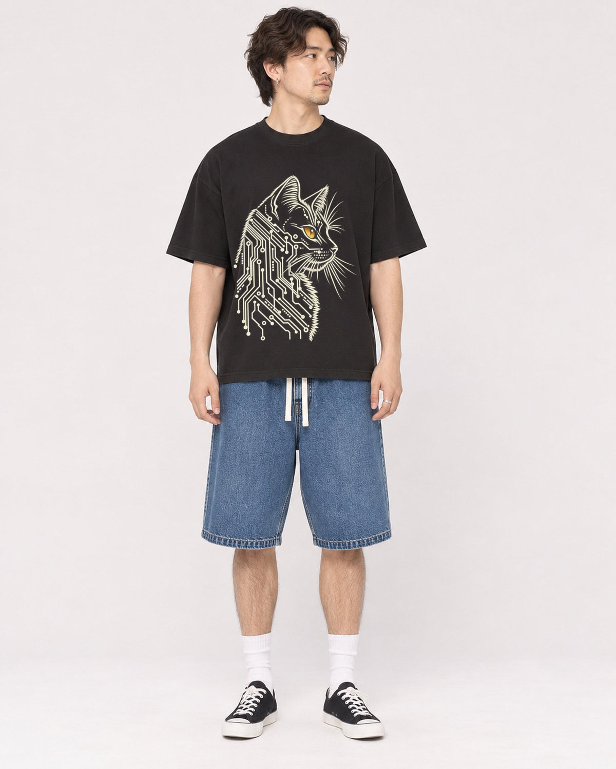 Mockup Boxy Heavyweight Tee Black male full-body 03