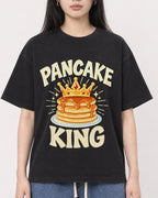 Mockup Boxy Heavyweight Tee Black female close-up 01