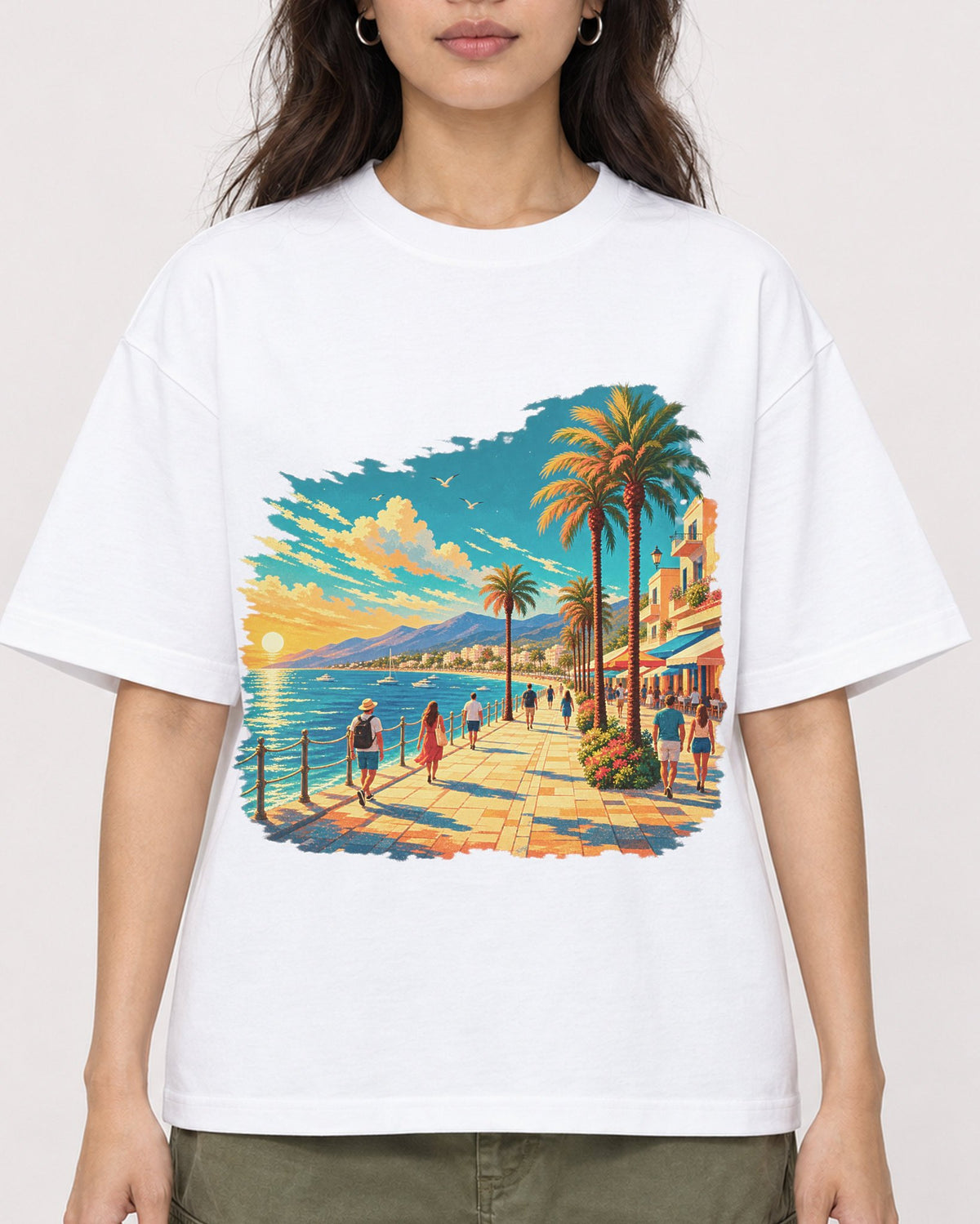 Mockup Boxy Heavyweight Tee White female close-up 02