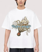 Mockup Boxy Heavyweight Tee White male close-up 11